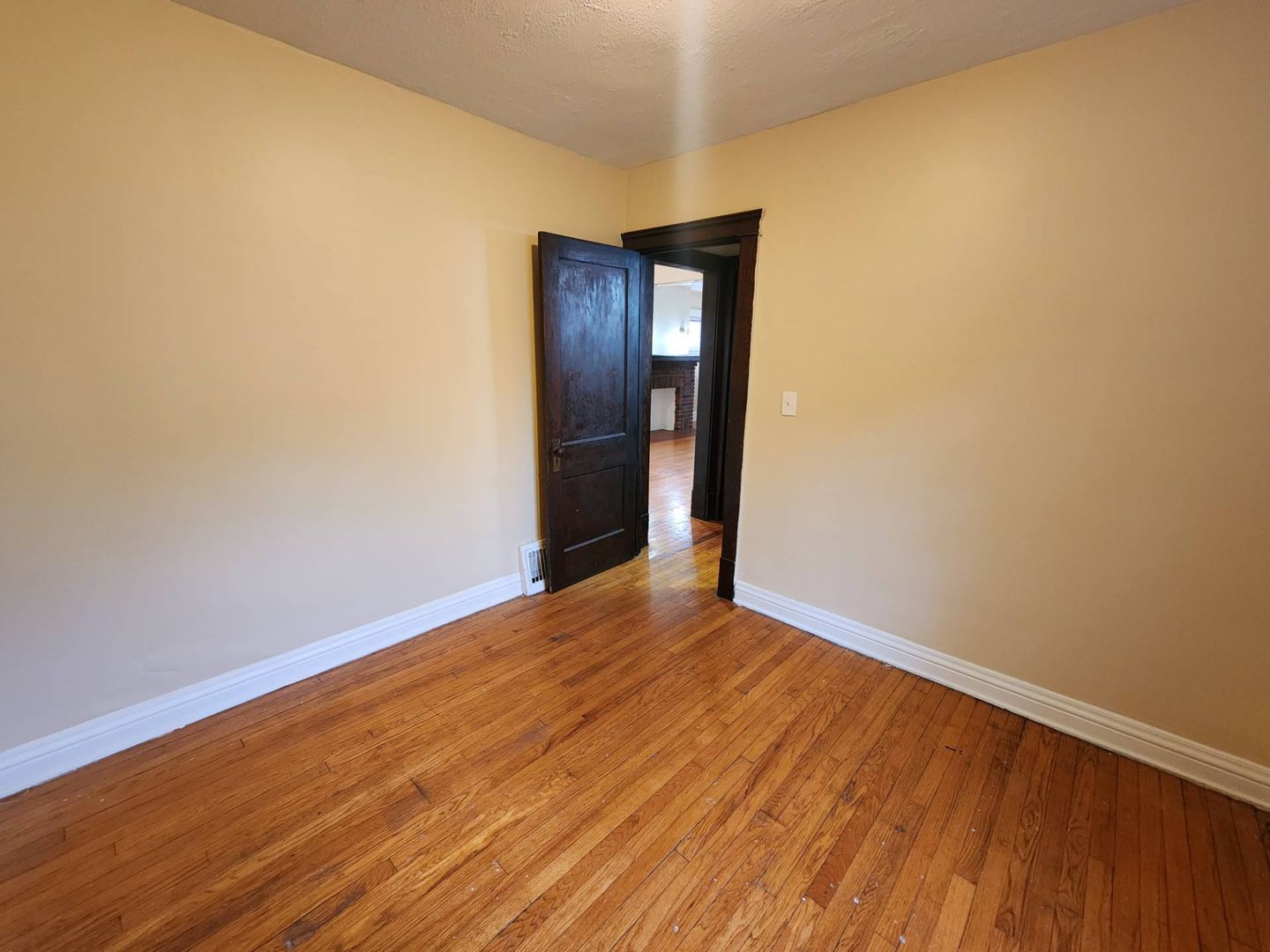 106 W Grace St unit 106 W Grace St - Down Unit – photo 4
