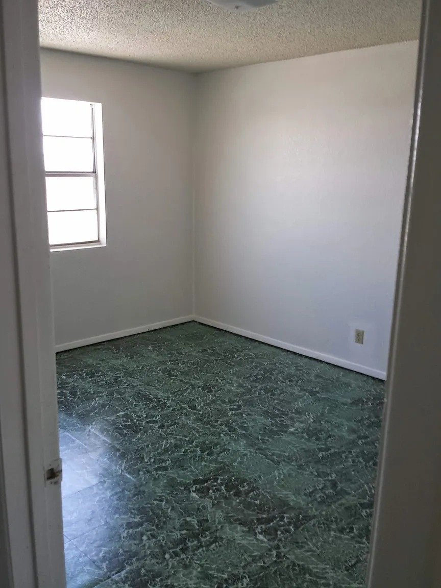Puerta del Sol Apartments llc. – photo 3