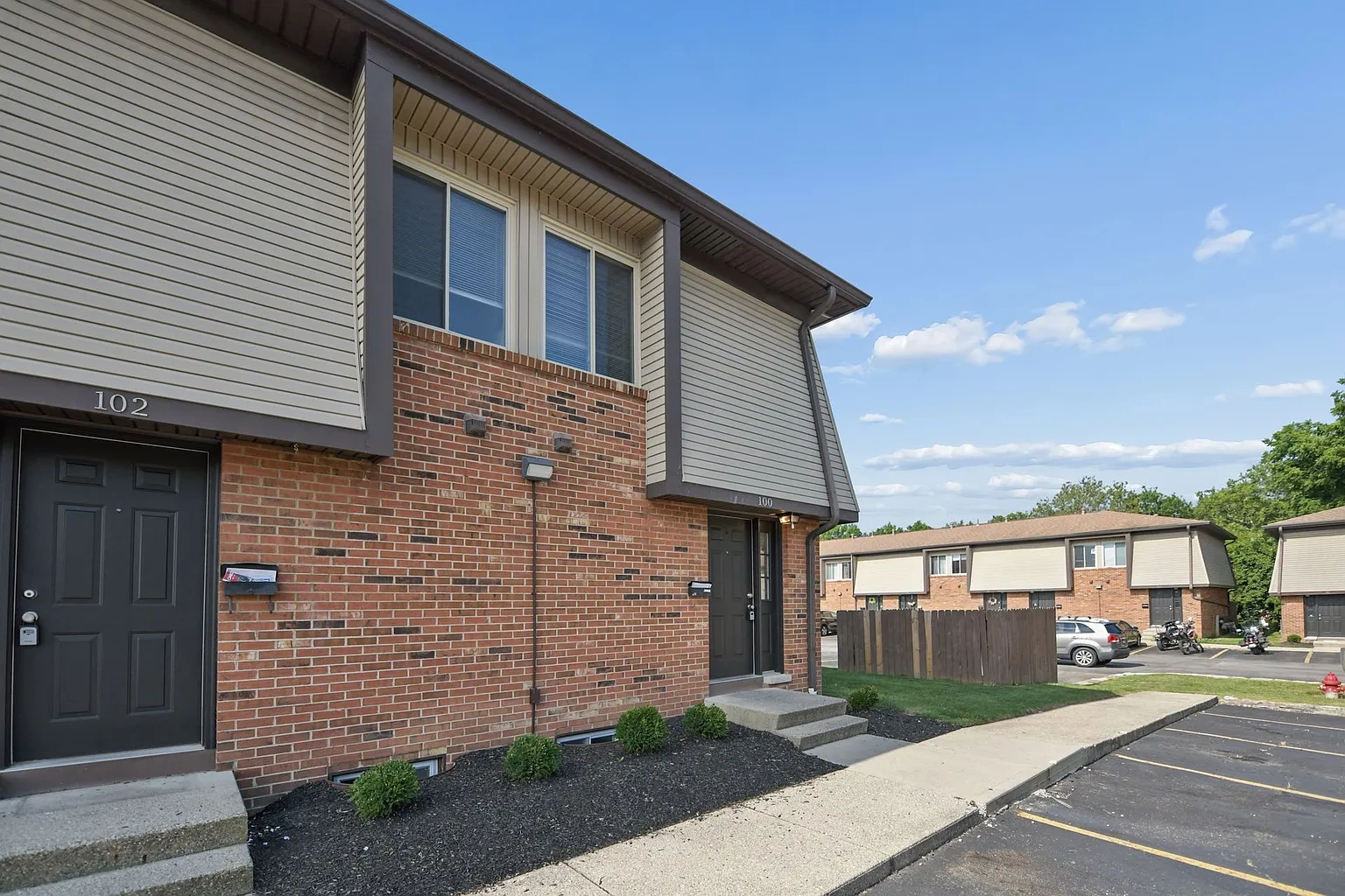Rocky Creek Townhouse Apartments – photo 5