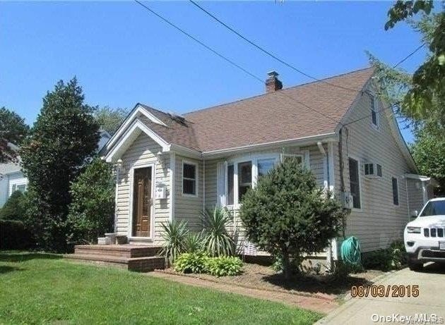 6 Dawes Ave – photo 2