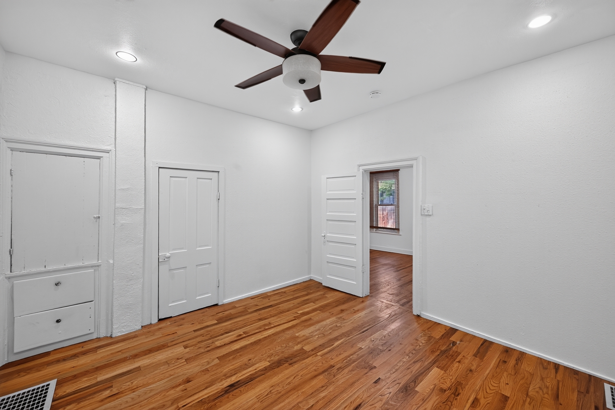 2136 Lafayette St unit 2136 – photo 5