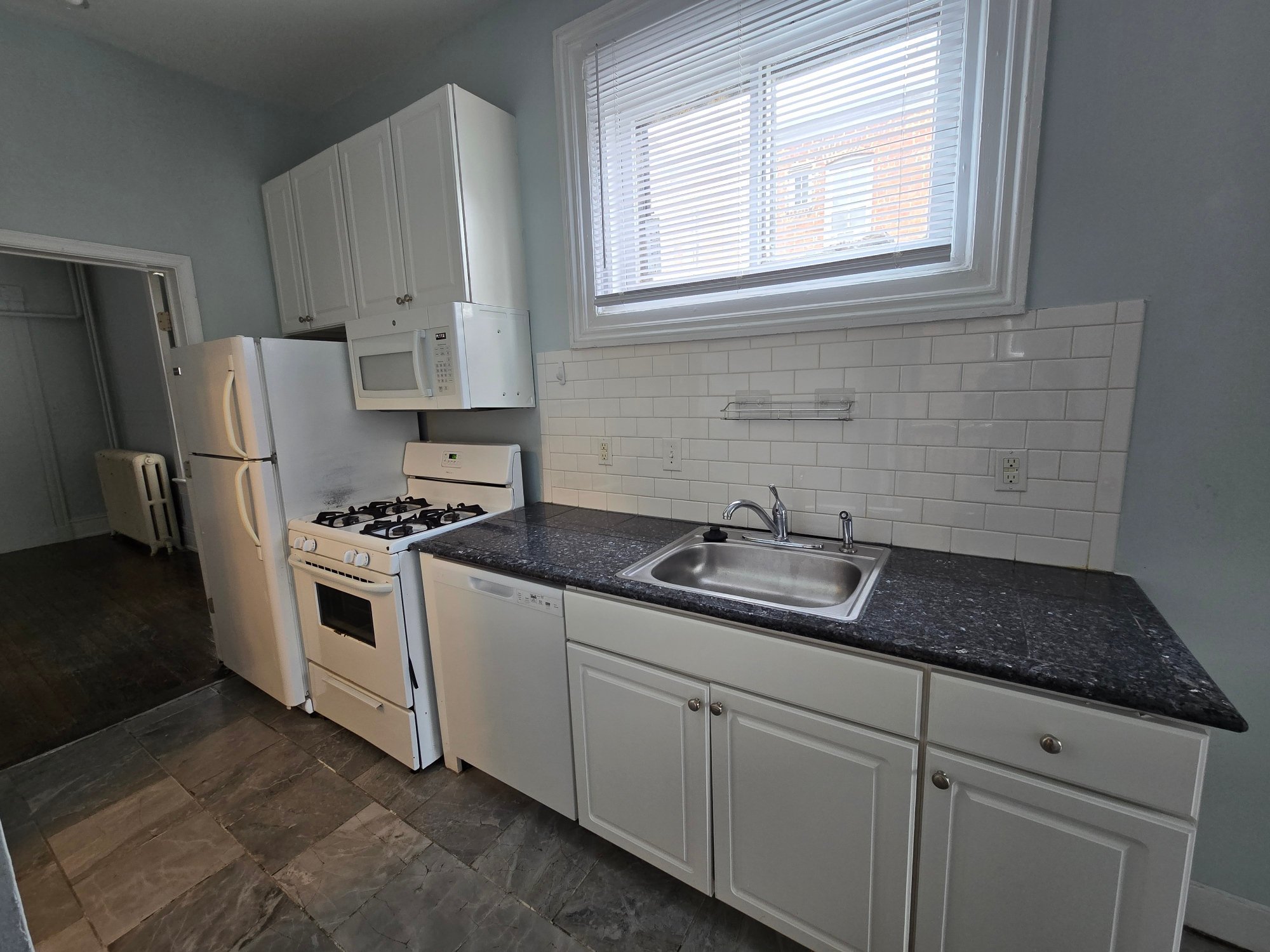 1016 Park Ave unit B – photo 3