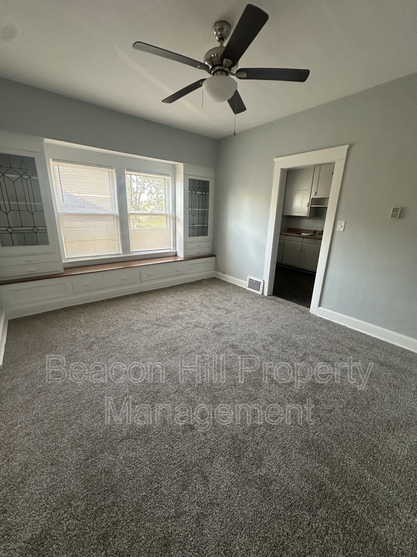 3585 E 129th St – photo 2