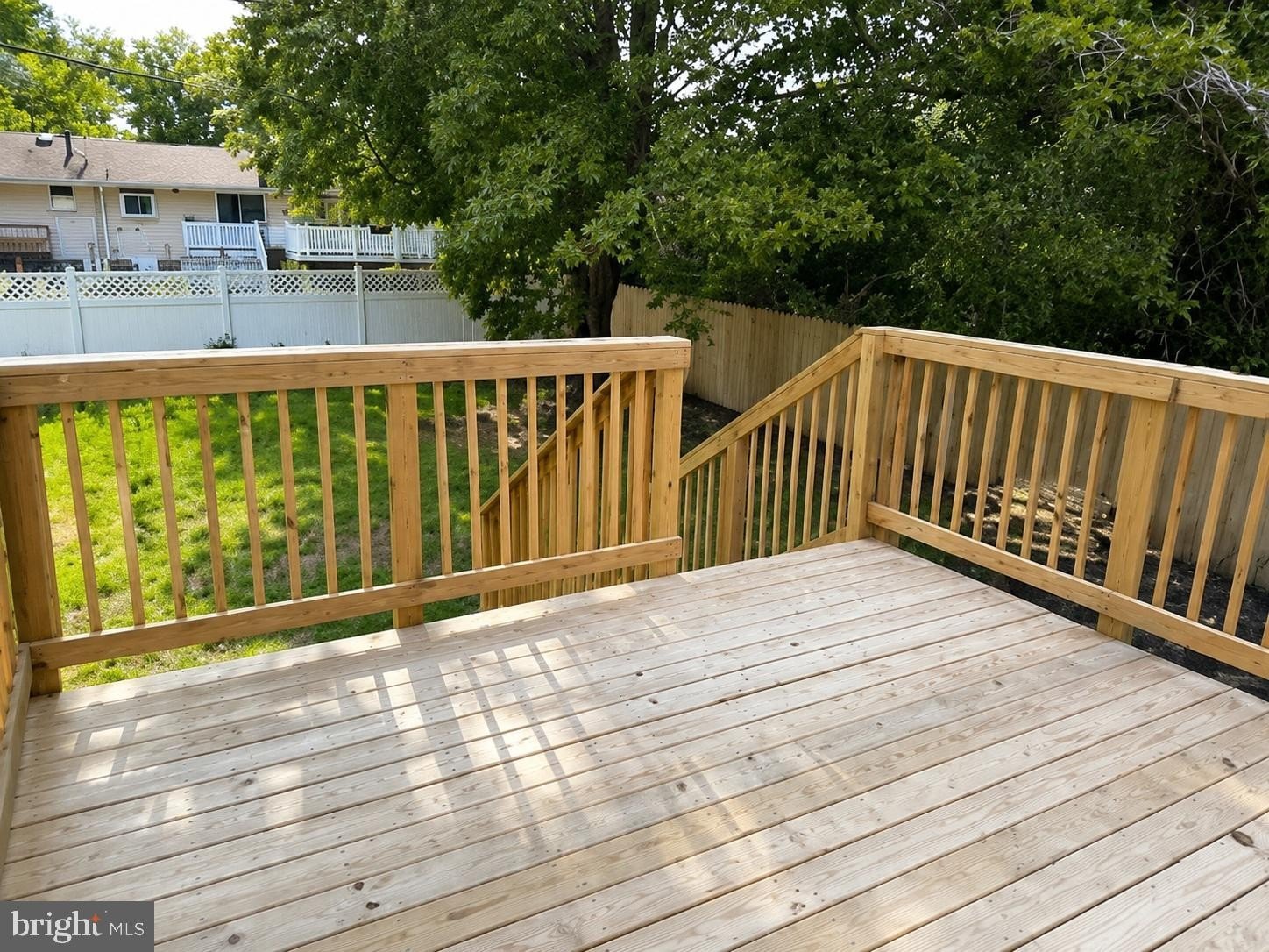 8018 Hammond St – photo 5