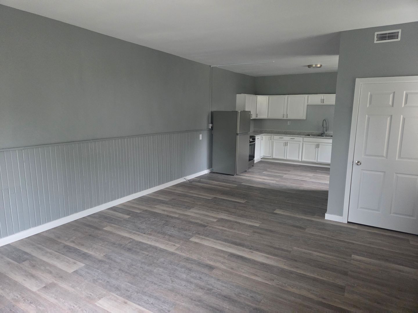 543 E Union St unit 1 – photo 1