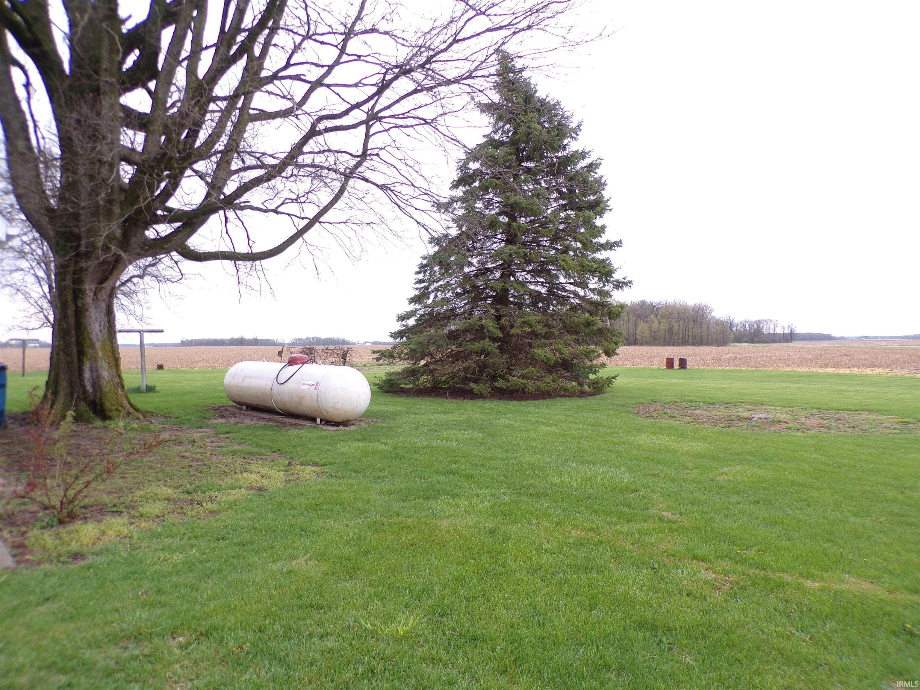 7623 S 750 E – photo 4