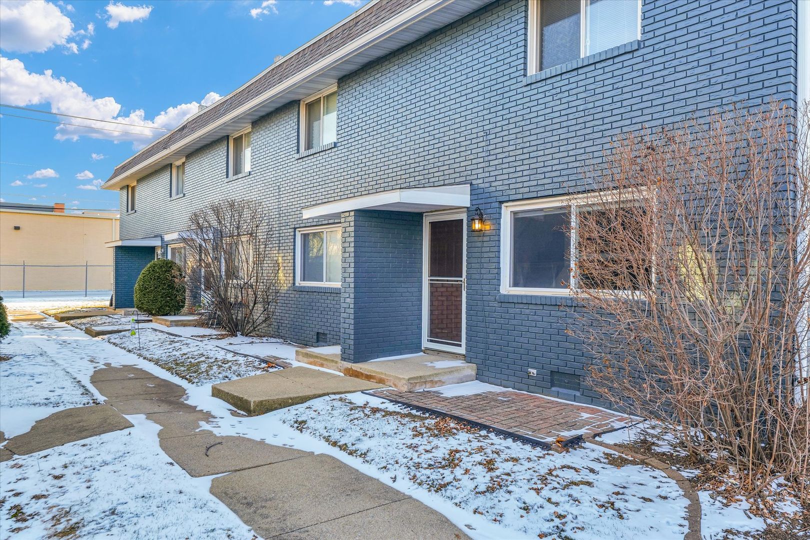 327 Riley Dr unit 2 – photo 2