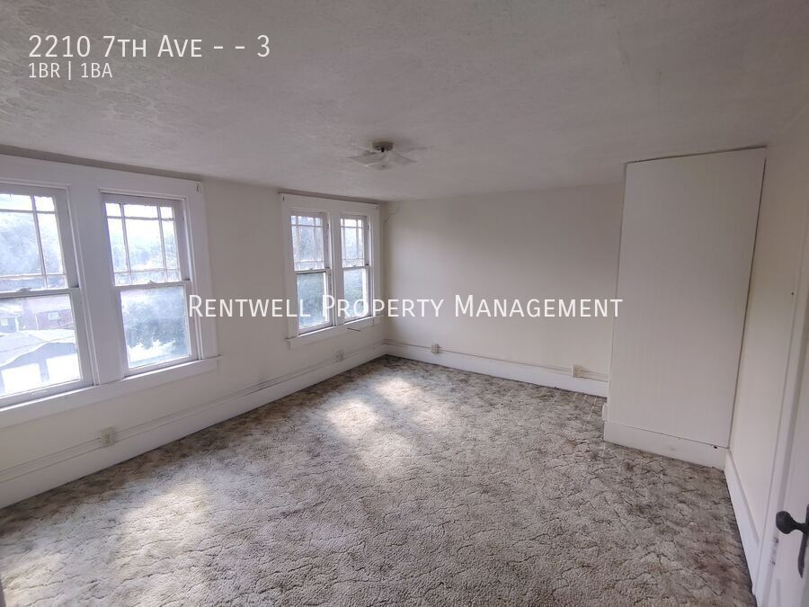 2210 7th Ave – photo 3