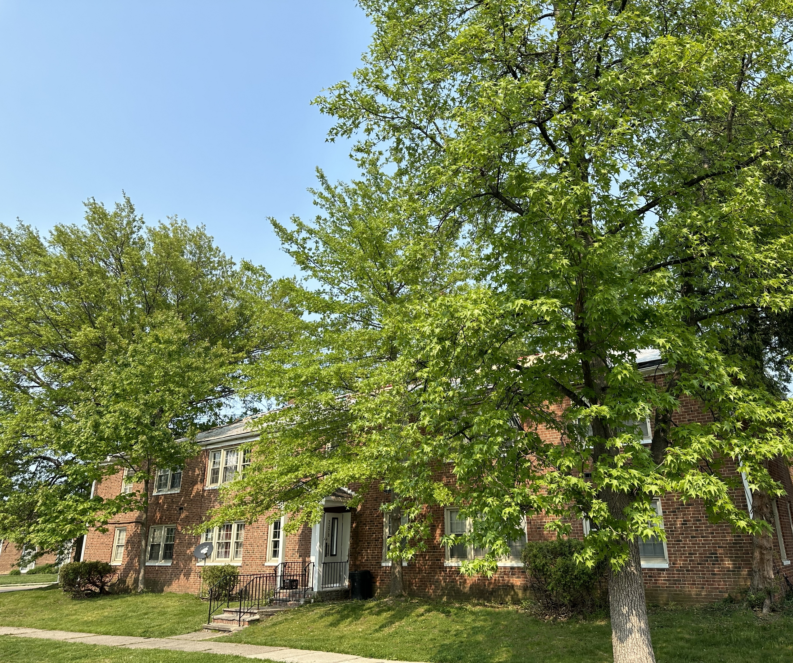 2270 Noble Rd – photo 2