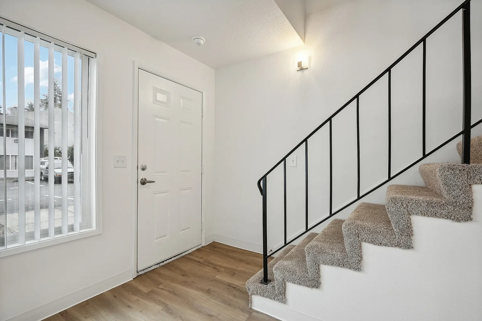 Alturas Vose Townhomes – photo 1