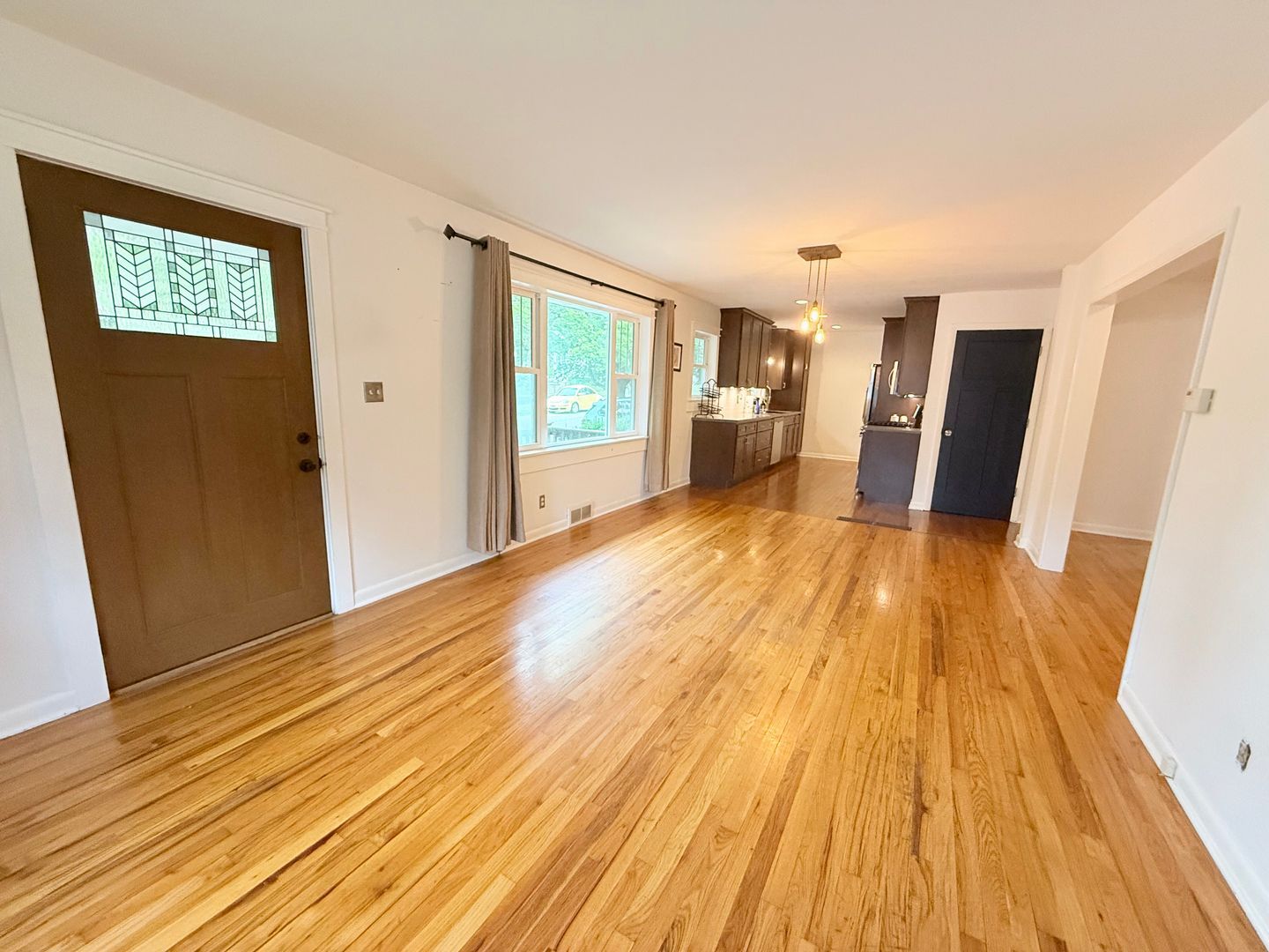 1612 N Roosevelt Ave – photo 5