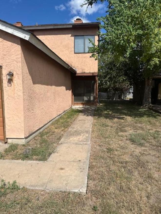 1010 Crockett St – photo 1