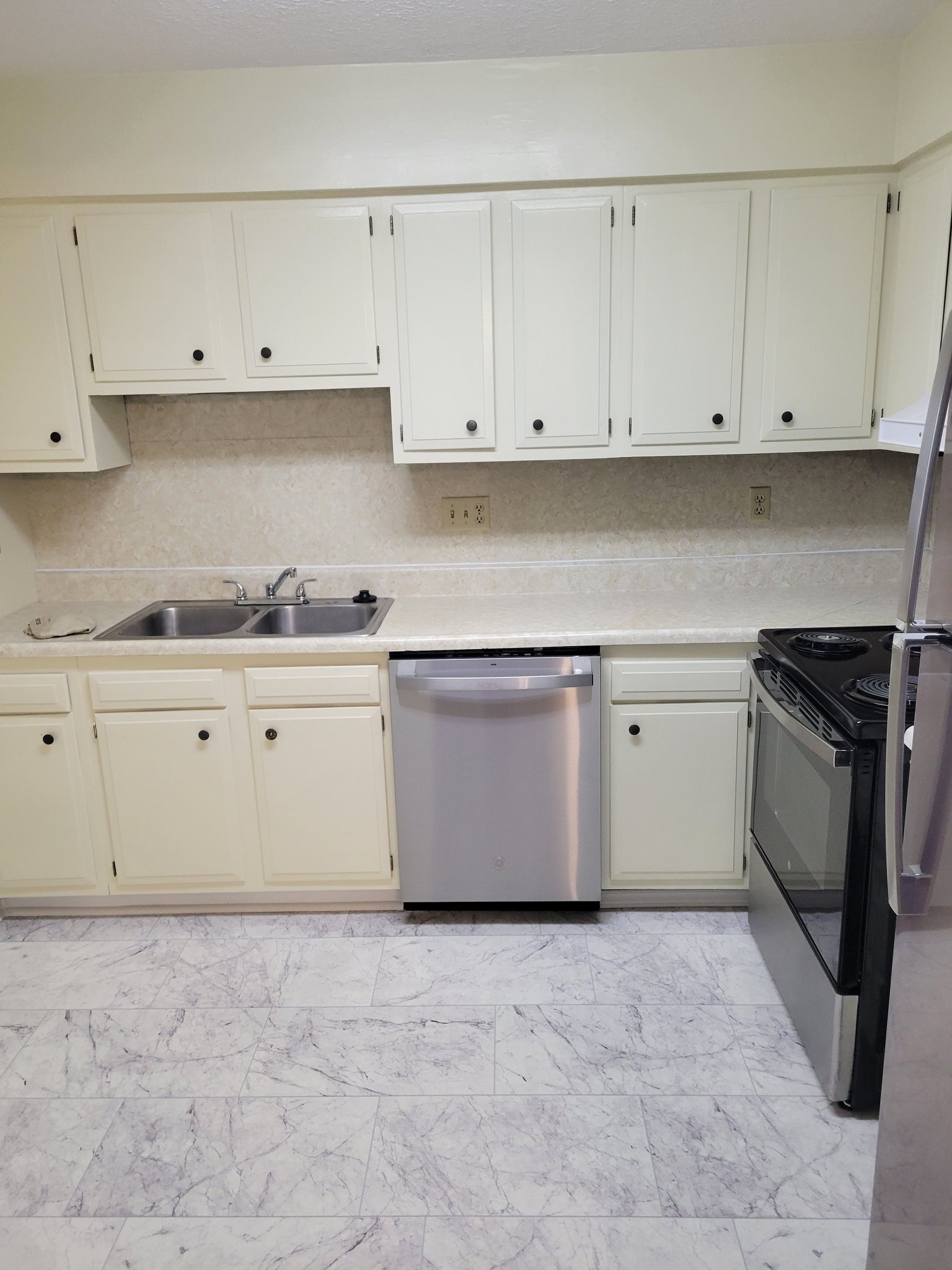 515 Powell Ln unit 2 – photo 1
