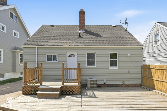 5167 Thomas St – photo 3