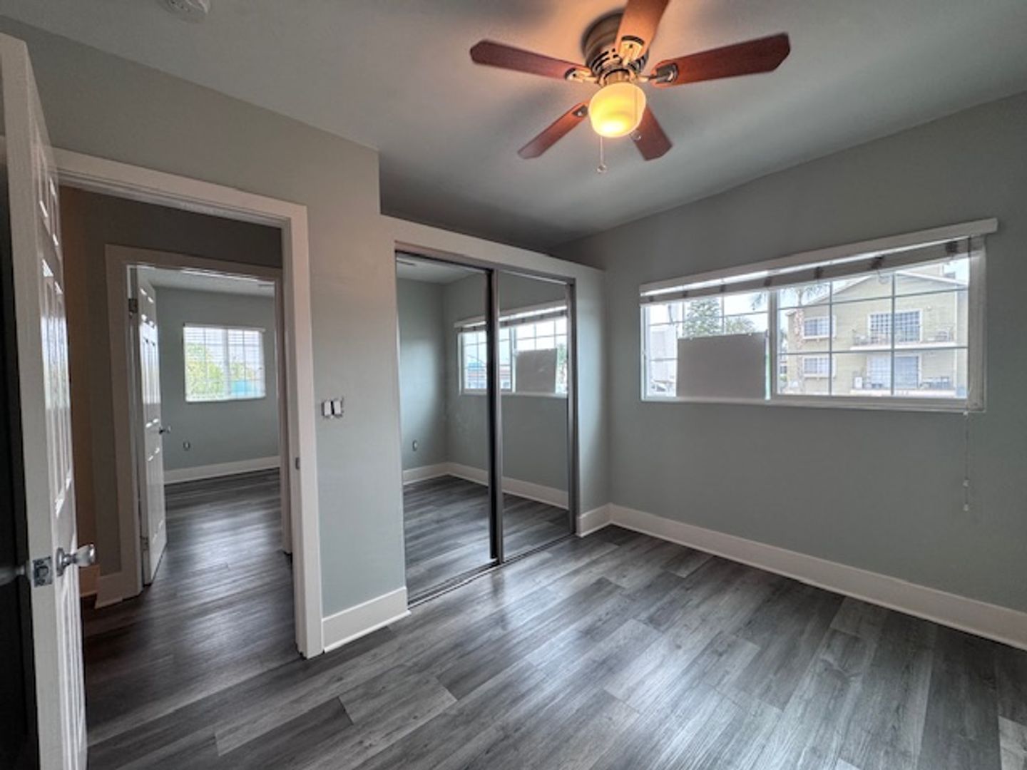 2015 E 7th St unit 7THST2019 – photo 5