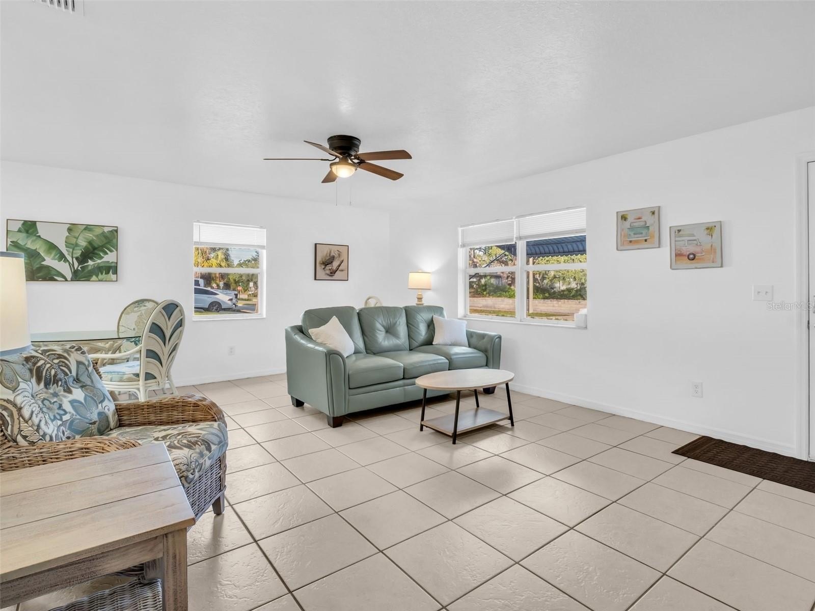 103 E Park St – photo 3