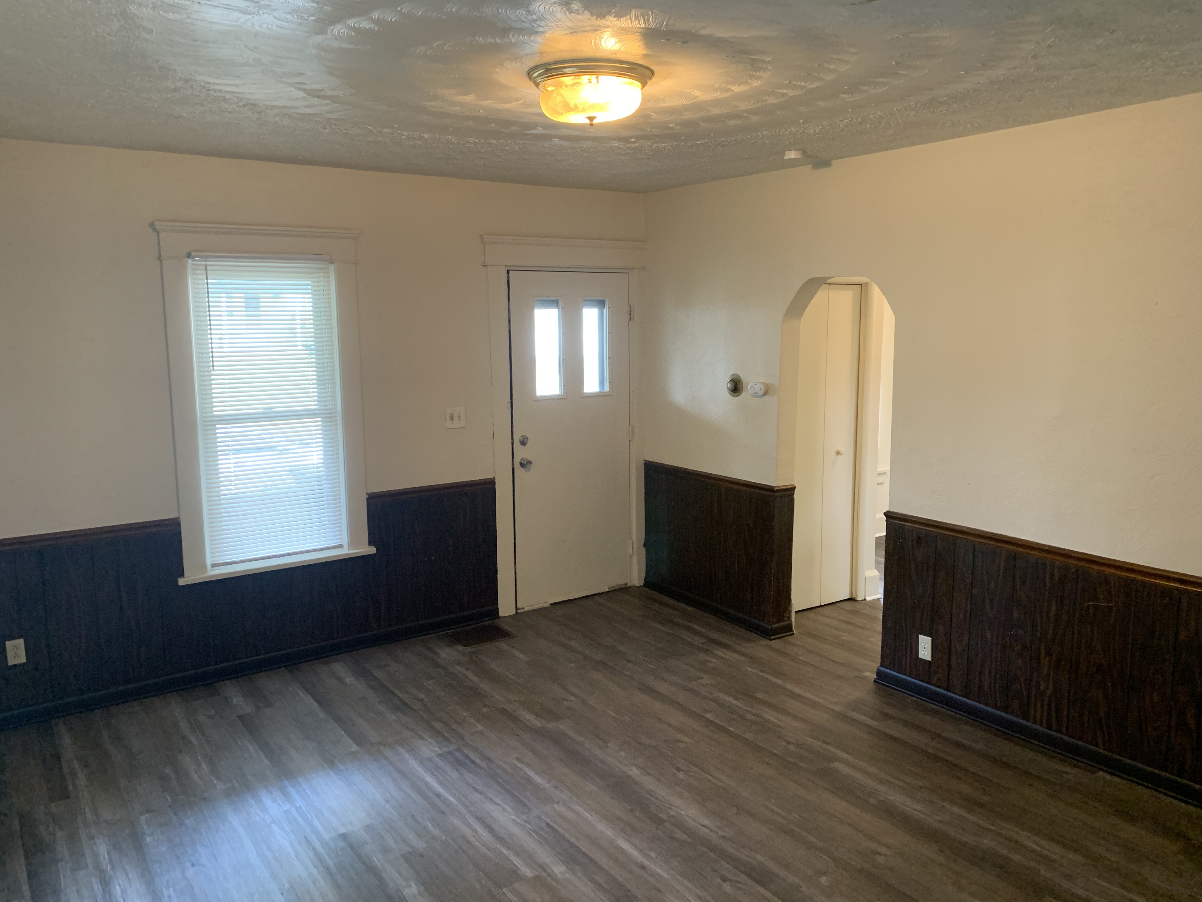 2724 Daleford Ave NE – photo 2