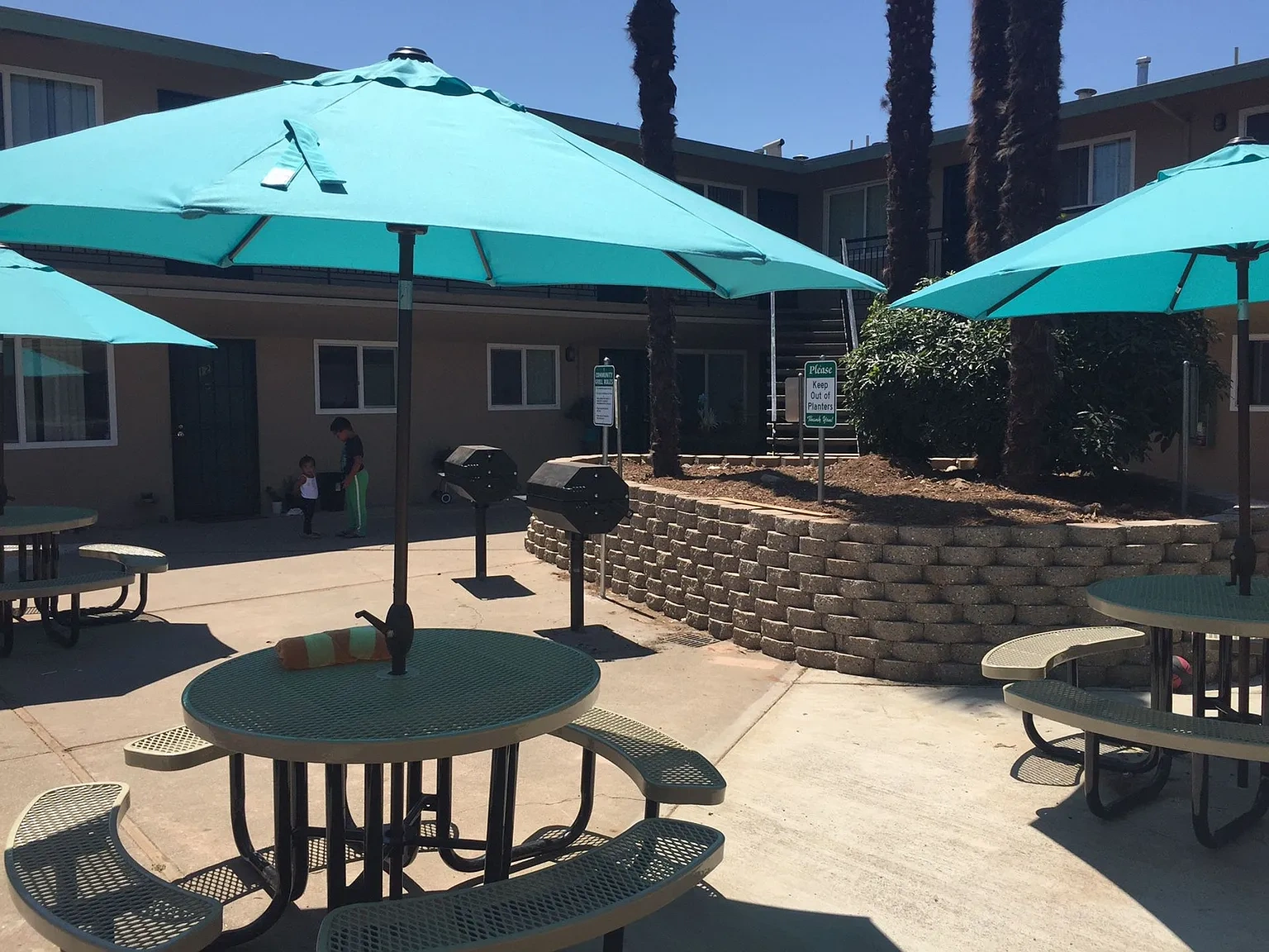 Bel- Air Apartments – photo 1