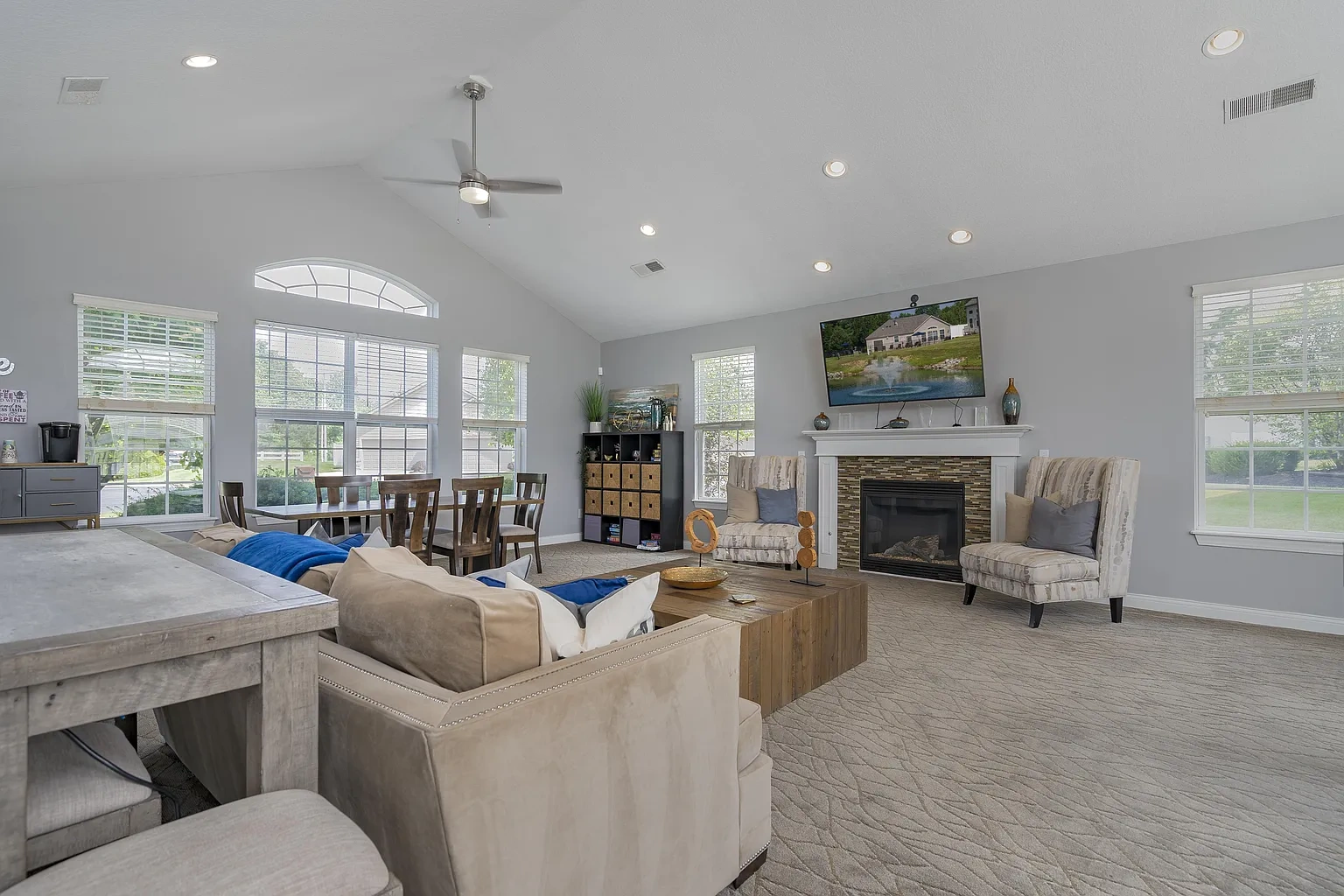 Wheaton Village Apartments – photo 3