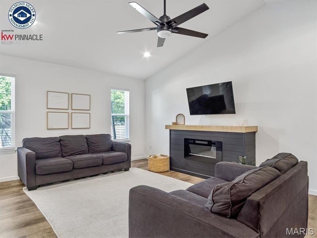 1159 Lear Ln – photo 5