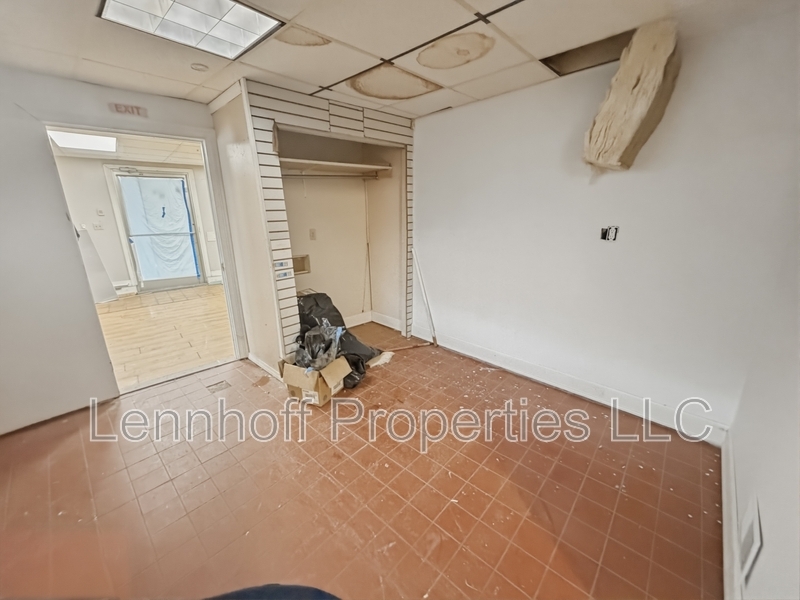 206 Primrose St unit C2 – photo 4