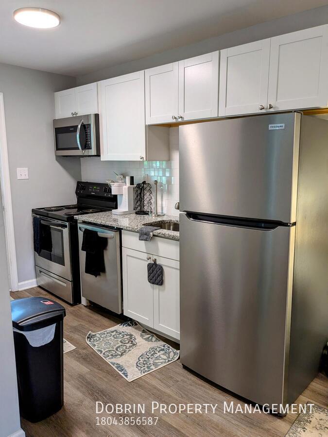 1721 Blair St – photo 2