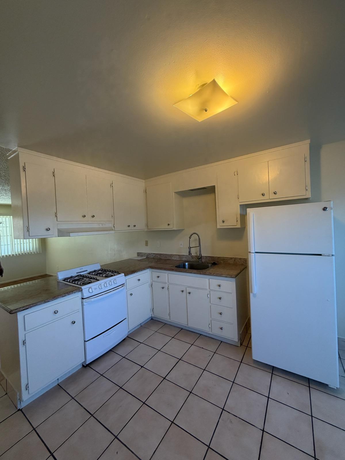 16000 Mateo St – photo 3