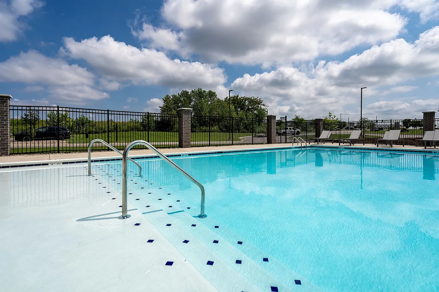 The Flats of River Ridge – photo 3