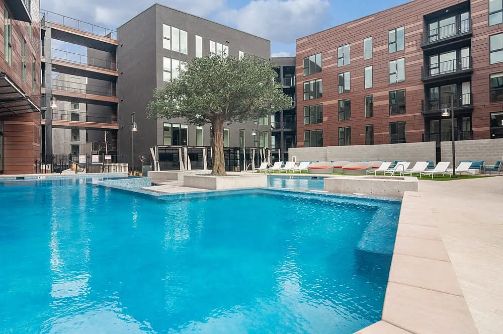 Post District Residences – photo 5