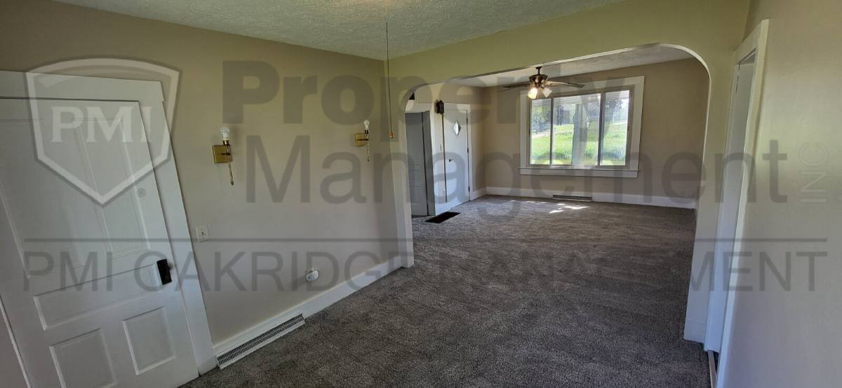 1636 Mckaig Ave – photo 3