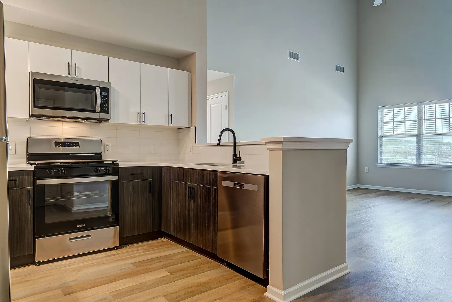 Reveal Hackensack – photo 5