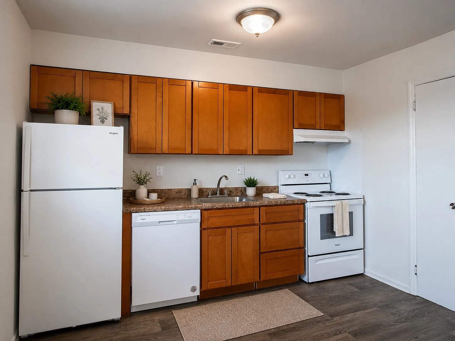 Vineland Village Apartment Homes – photo 1