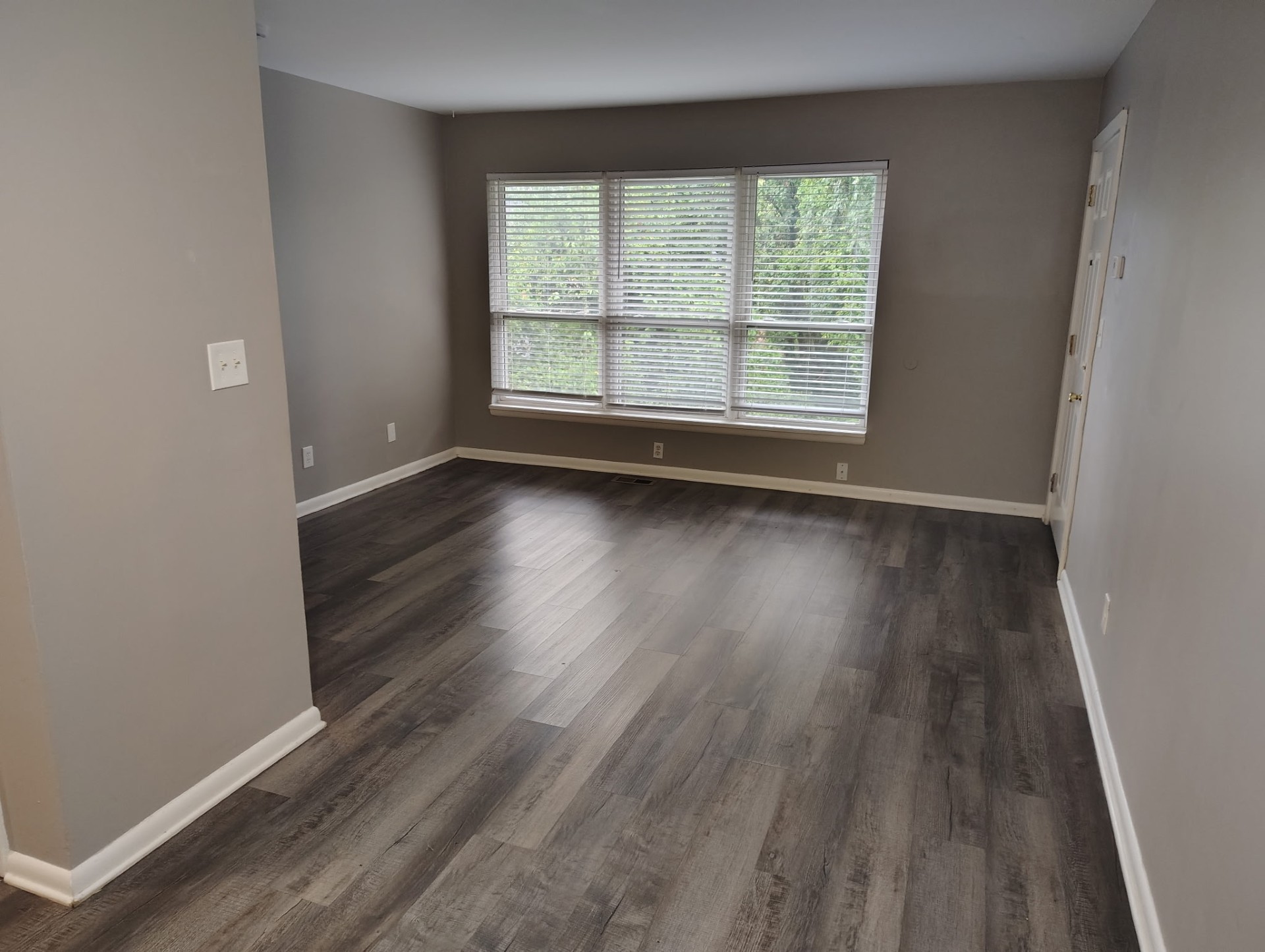 302 N Birchwood Ave unit 7 – photo 5