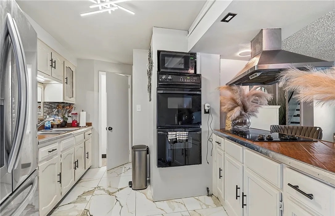 19406 Wickfield Ave – photo 5