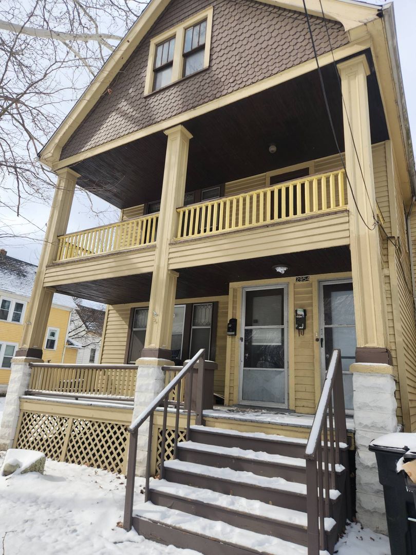 2954 E 67th St unit UP Unit – photo 1