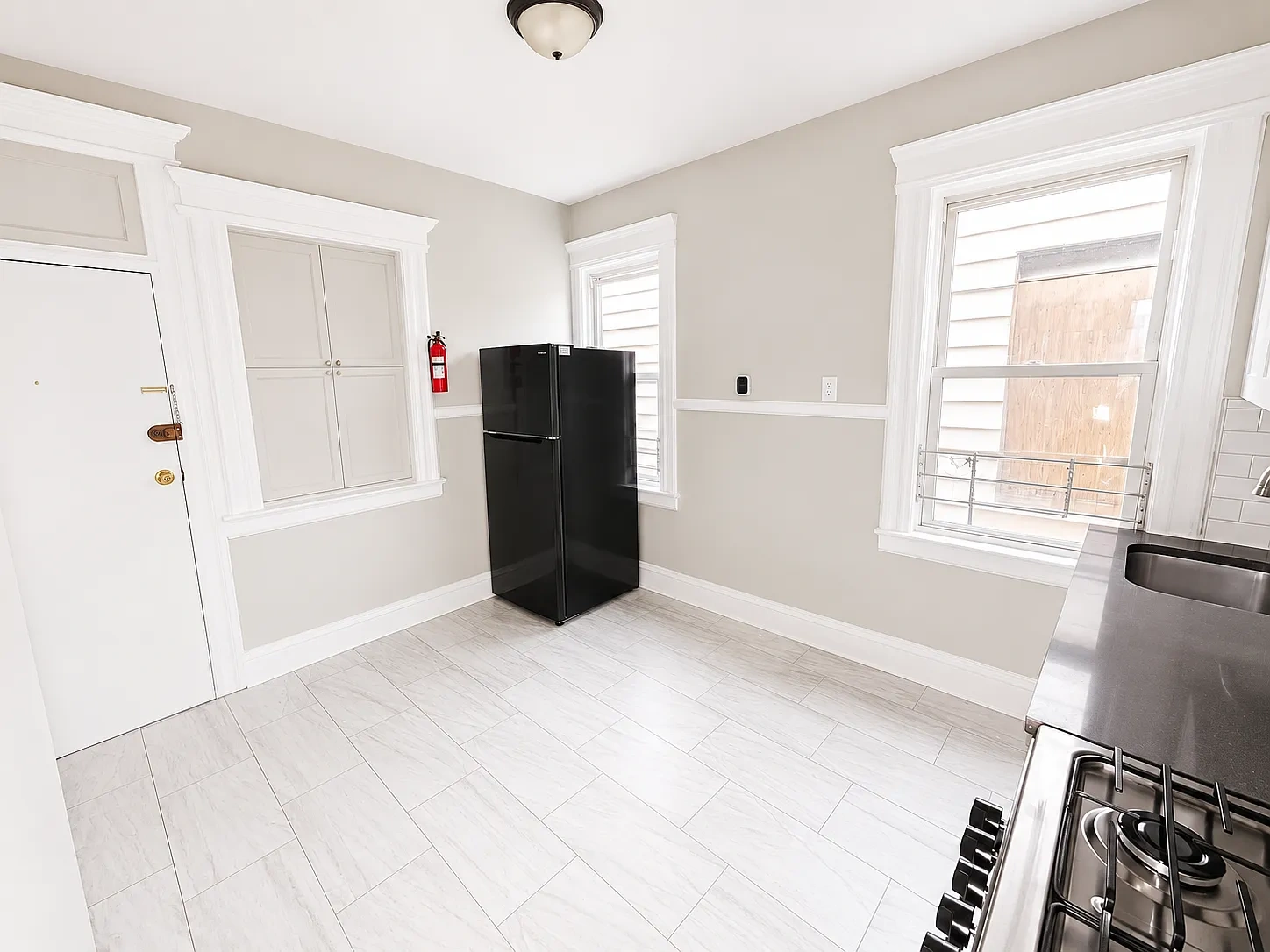 61 Stuyvesant Ave – photo 4