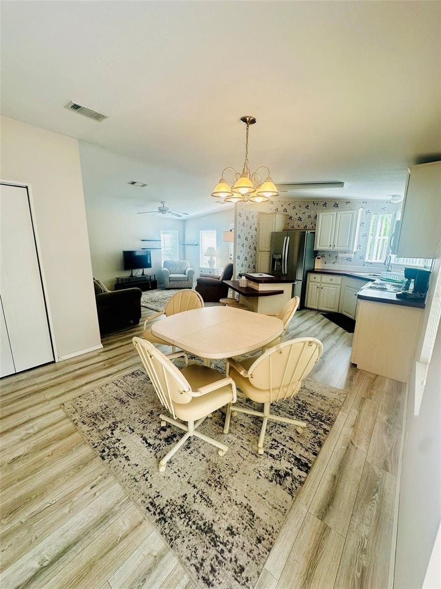 2305 Bay Dr – photo 3