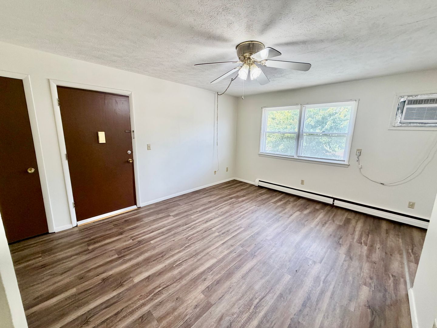 102 College Park Ct unit 102 College Park - #3 – photo 2