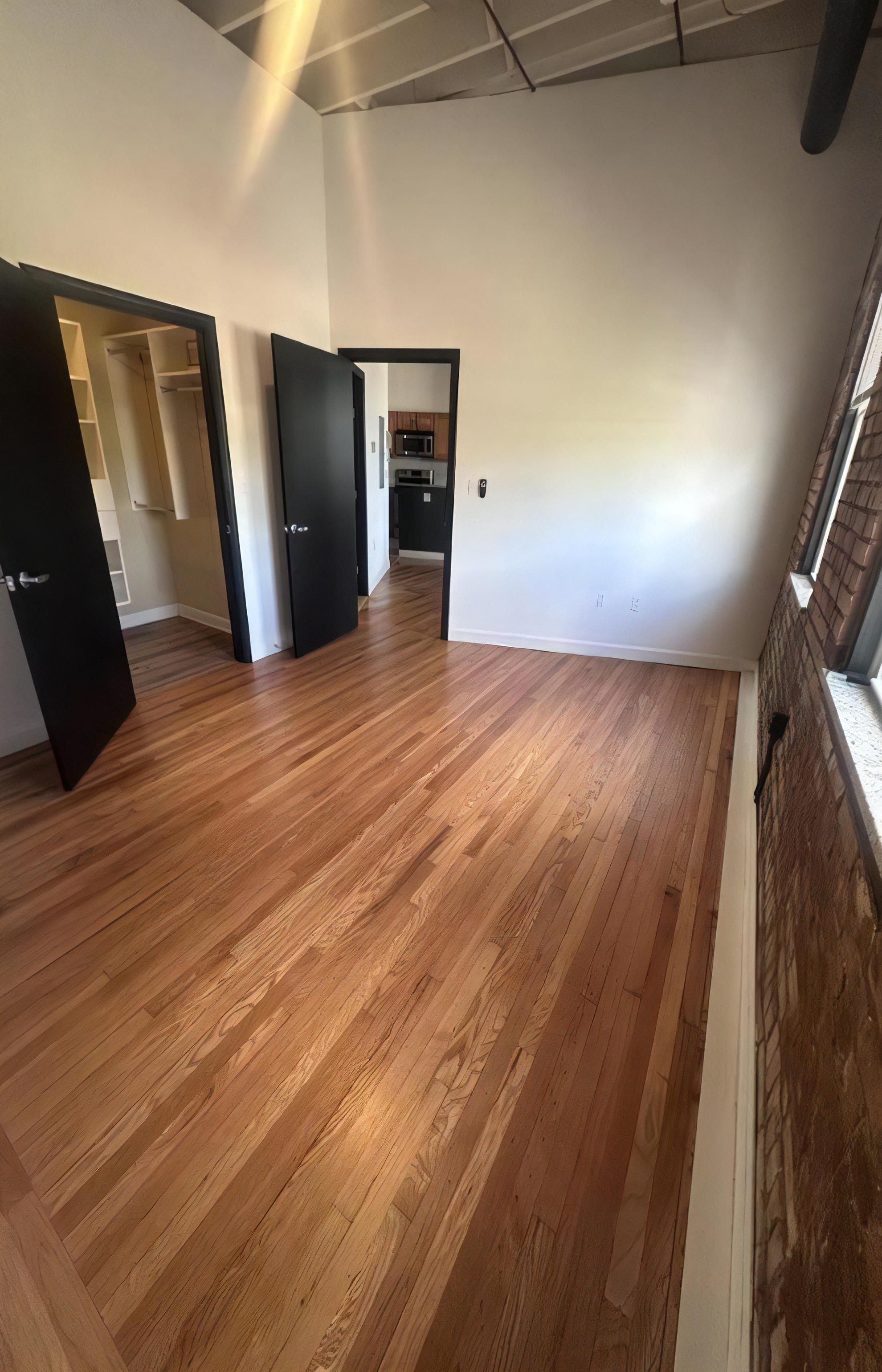 2800 Mayfield Rd – photo 2