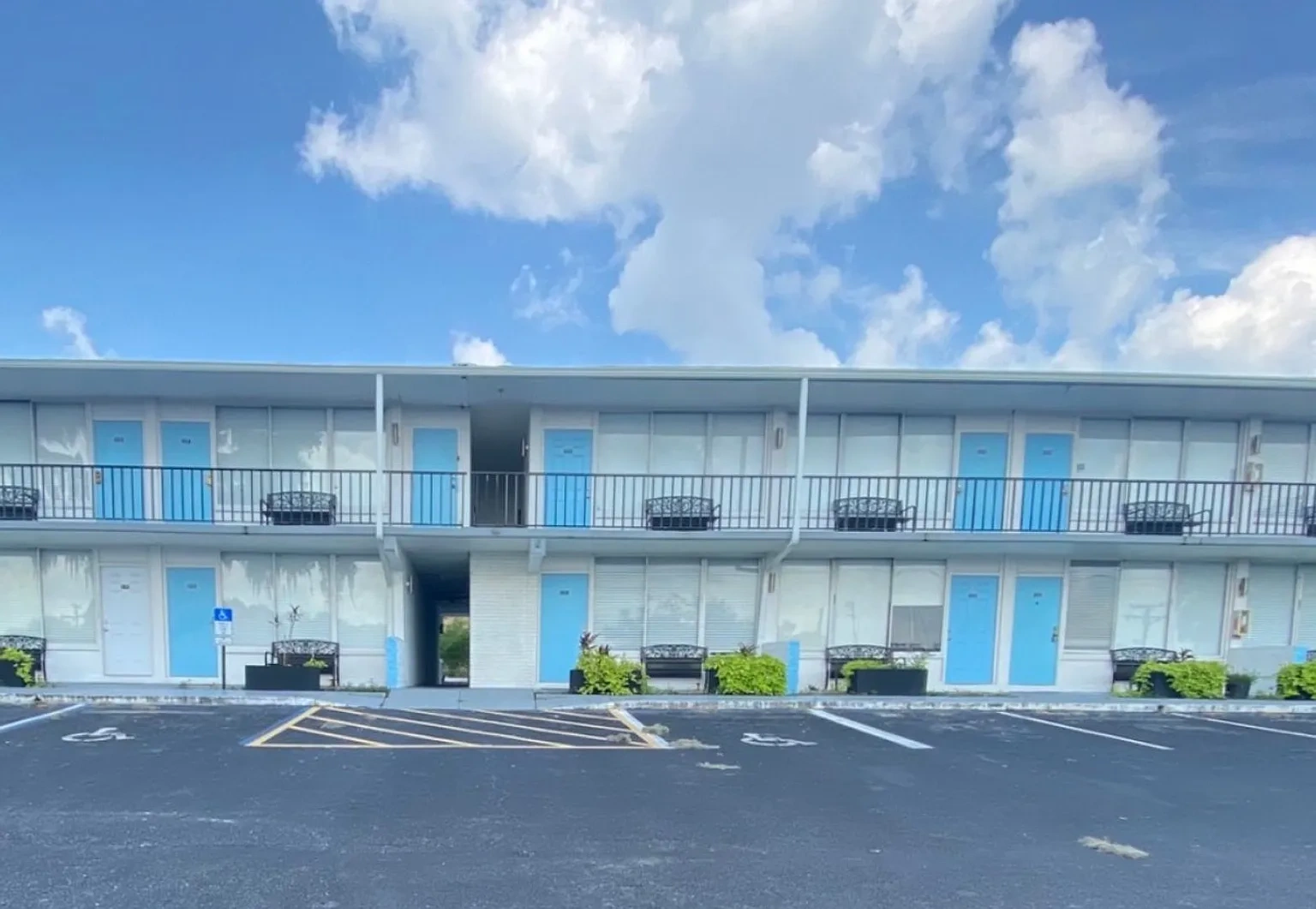 The Flats at Bon Air – photo 3