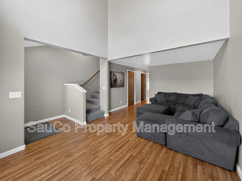 245 Trillium St – photo 3