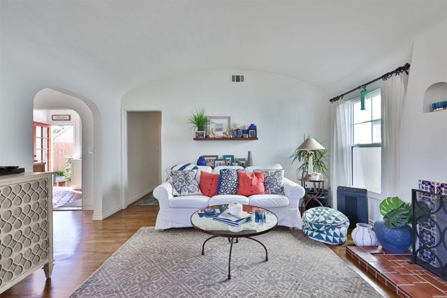 408 5th St – photo 1