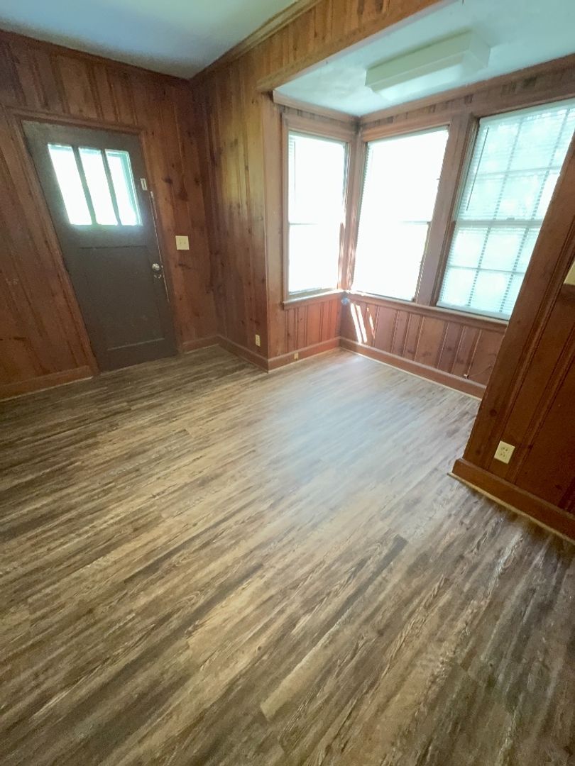 120 Munson Dr unit 1 – photo 3