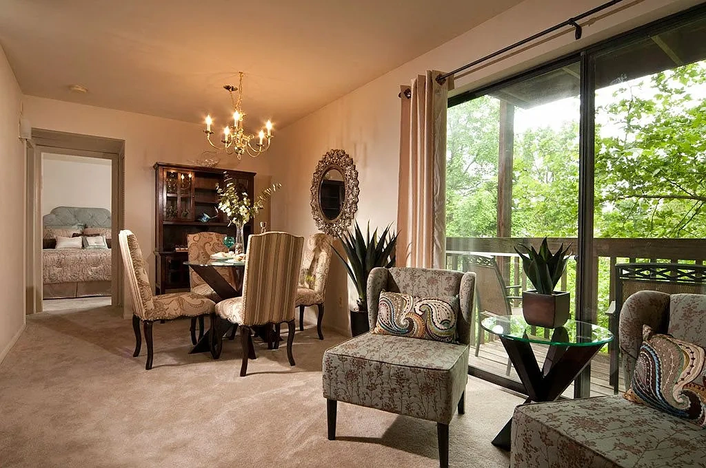 Mansfield Woods Apartments – photo 4
