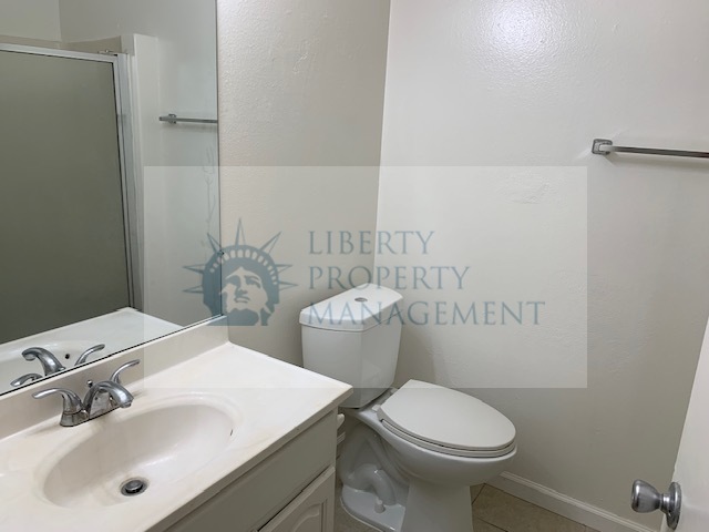 924 S Garfield St unit 3 – photo 4