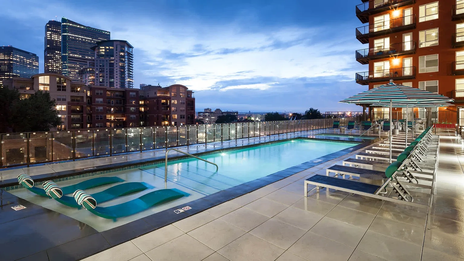 Radius Uptown – photo 2