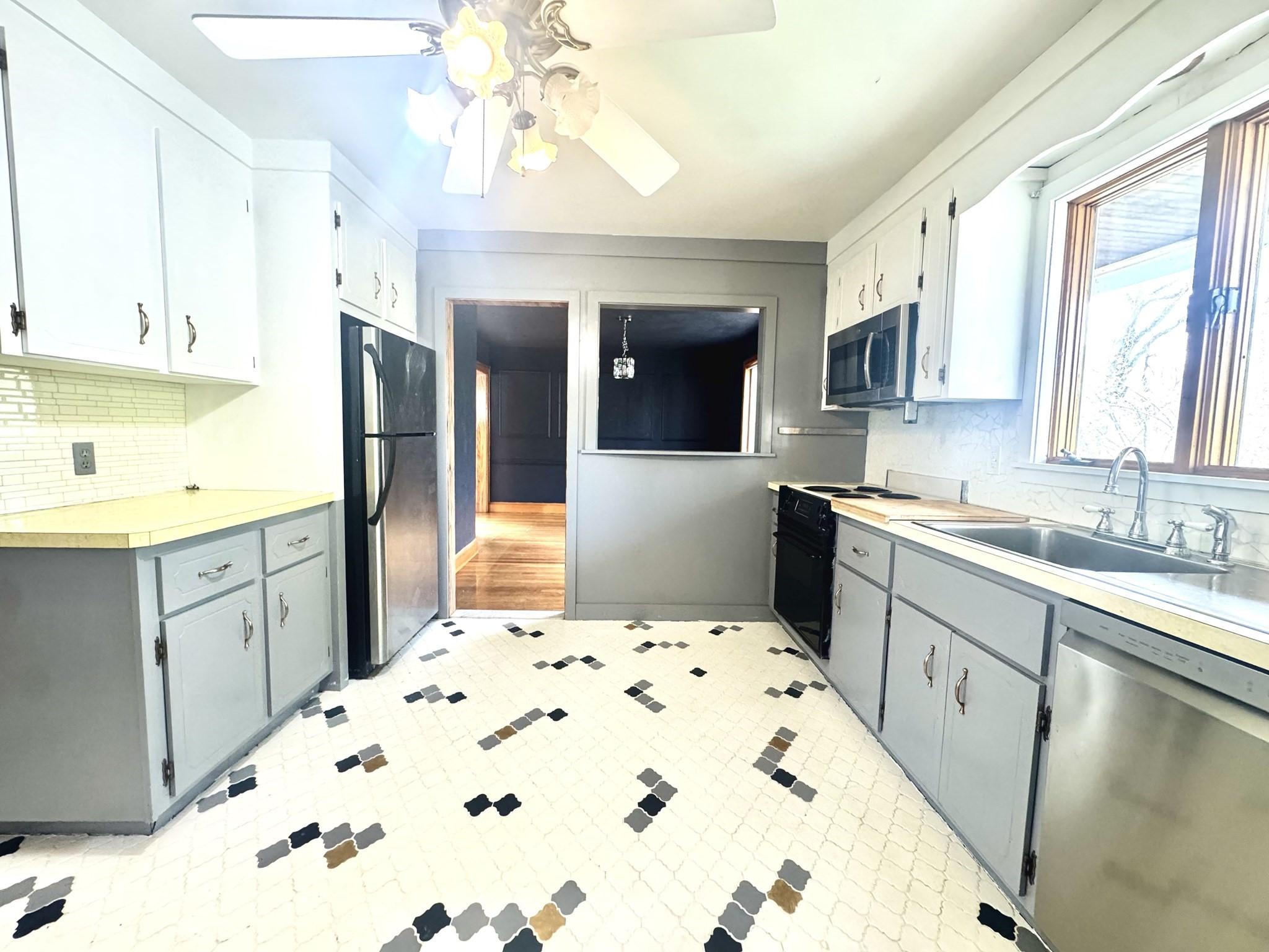 53 Breck Ave – photo 5
