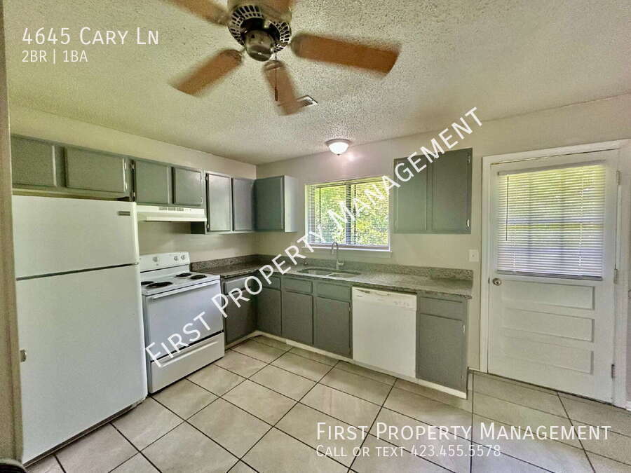 4645 Cary Ln – photo 4