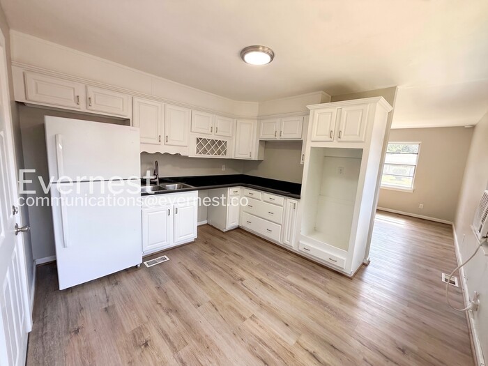 1645 18th Way SW – photo 4