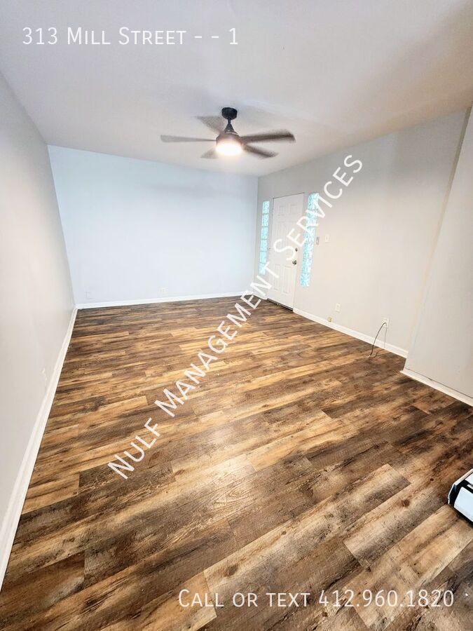 313 Mill St – photo 4